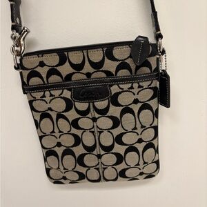 Coach Black and Gray Crossbody Bag Signature C Jacquard - DAMAGED